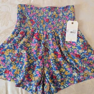 BILLABONG Women's All Day Fun Elastic Waist Shorts SeaSide Floral, Size XS